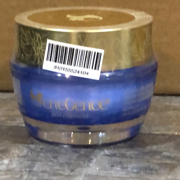 SeneGence Evening Moisturizer - Normal to Dry New/Sealed 1.66 oz